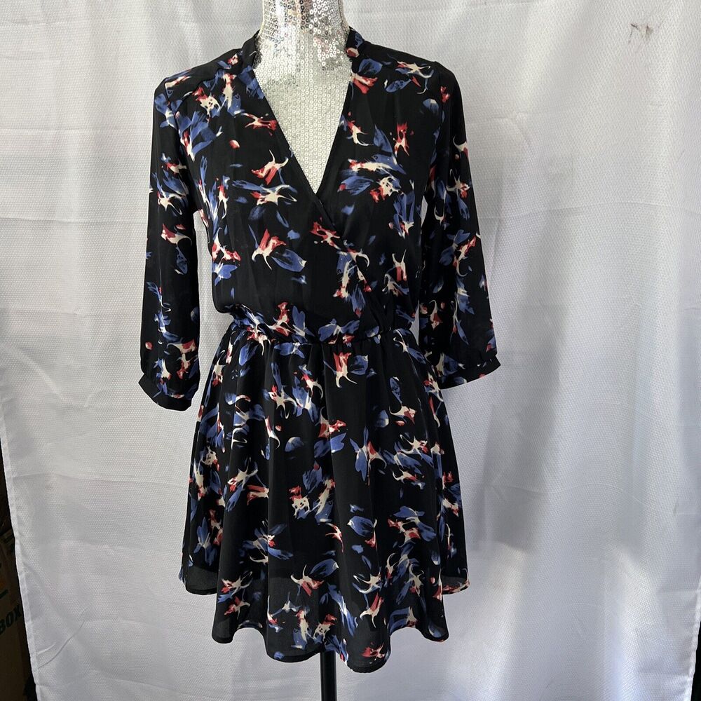 Lush Mini Dress Juniors XS Blue Floral 3/4 Sleeve V Neck Cocktail Garden Party